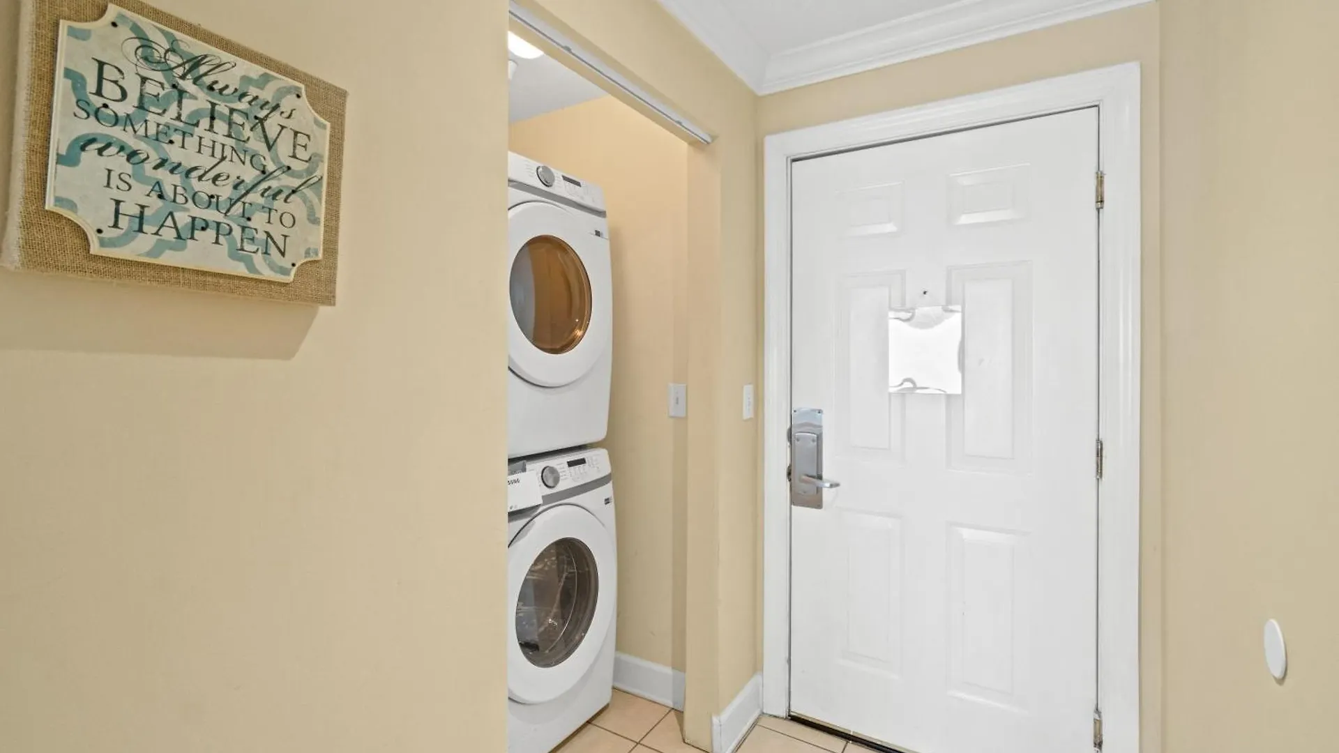 Holiday home Ocean Villa Condos #1801 By Book That Condo Panama City Beach